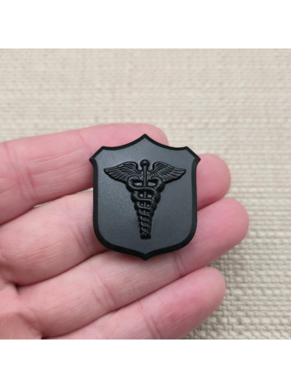 US Navy Hospital Corpsman Subdued Black Metal Shield Caduceus Collar Pin A8793